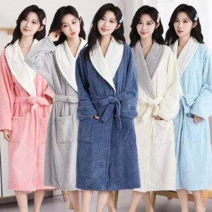 Polyester‑microfiber blend, weight approx 800g, size: 110cm(L) × 140cm(W)